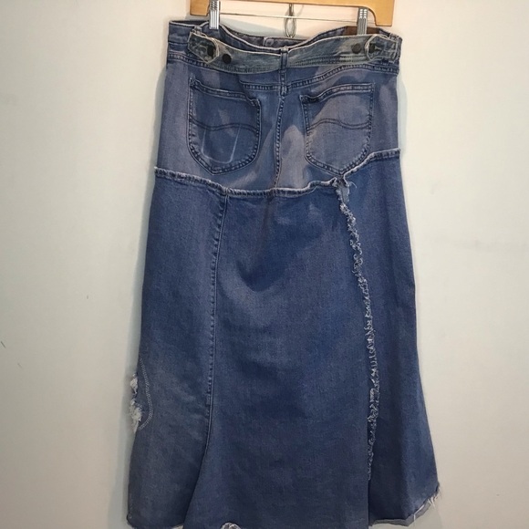 Boho up-cycled denim patch distressed jean maxi skirt / Lee 16 adjustabl… - Picture 10 of 13